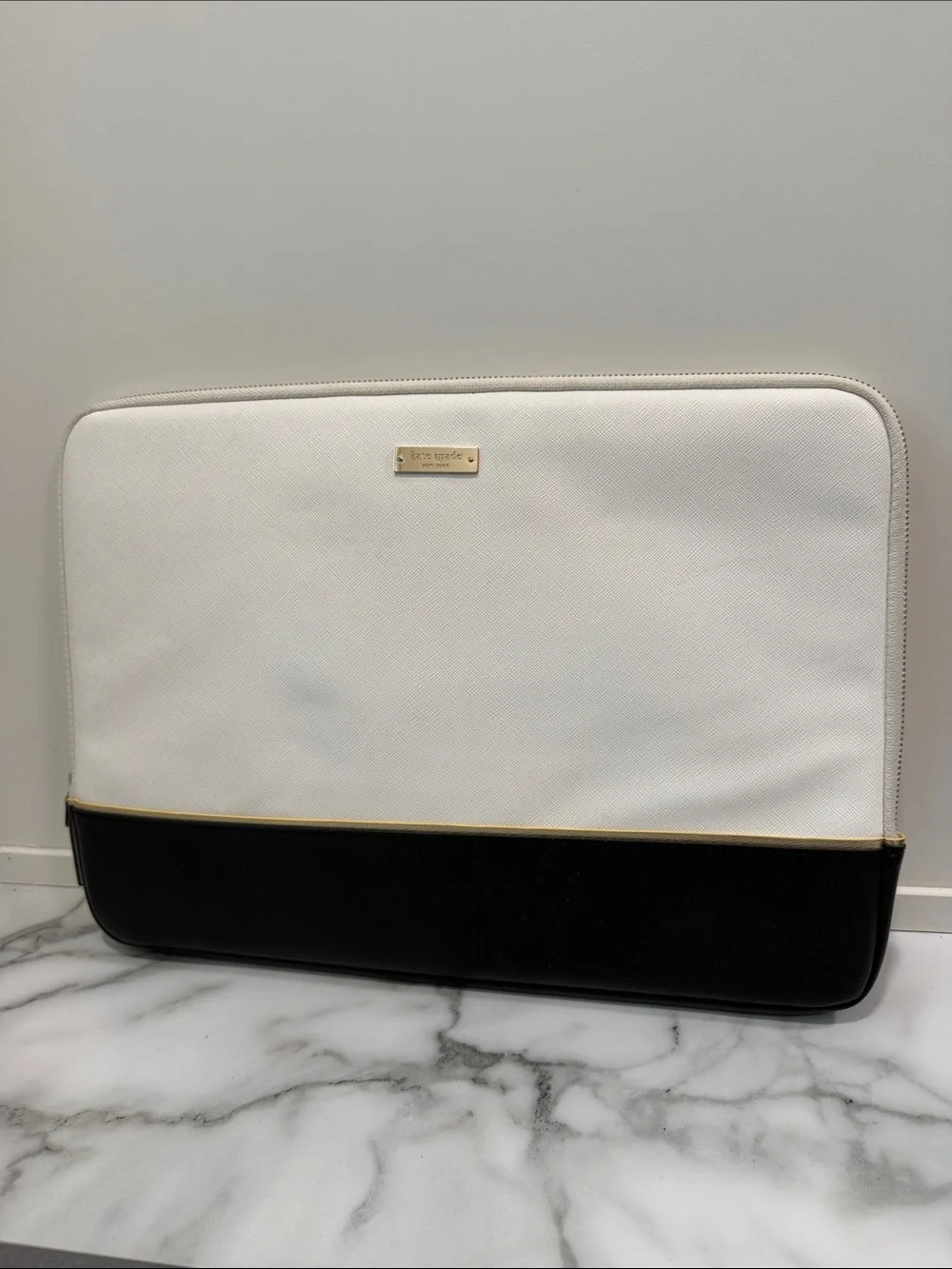 Kate Spade Color-Block Leather Laptop Sleeve in Cream and Black